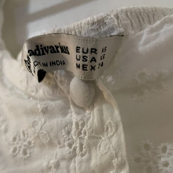 White crop top blouse from Stradivarius - Picture 3 of 3